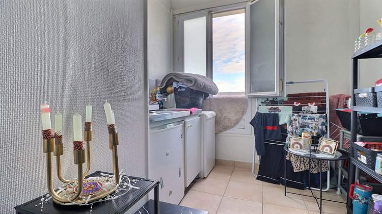 Ma-Cabane - Vente Appartement AUBERVILLIERS, 31 m²