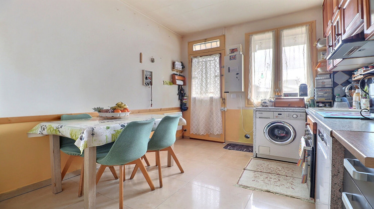 Ma-Cabane - Vente Appartement AUBERVILLIERS, 43 m²