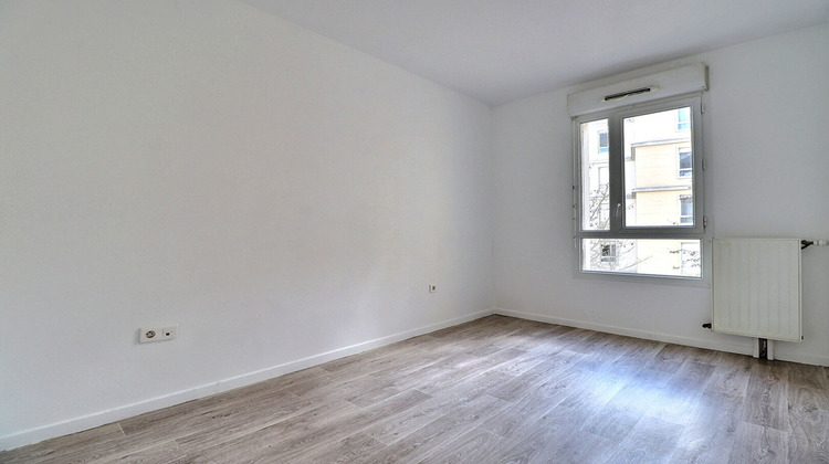 Ma-Cabane - Vente Appartement AUBERVILLIERS, 65 m²