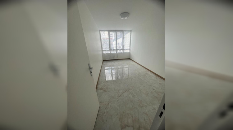 Ma-Cabane - Vente Appartement AUBERVILLIERS, 73 m²