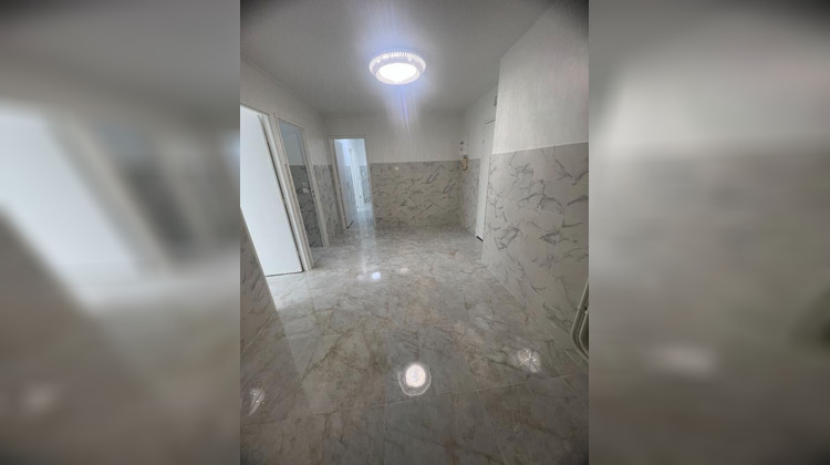 Ma-Cabane - Vente Appartement AUBERVILLIERS, 73 m²