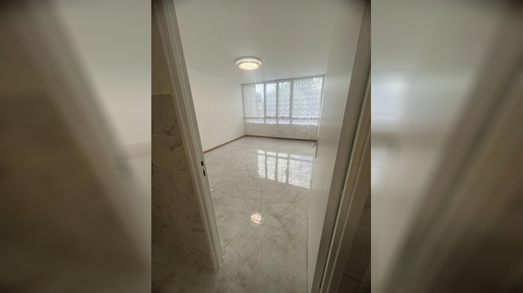 Ma-Cabane - Vente Appartement AUBERVILLIERS, 73 m²