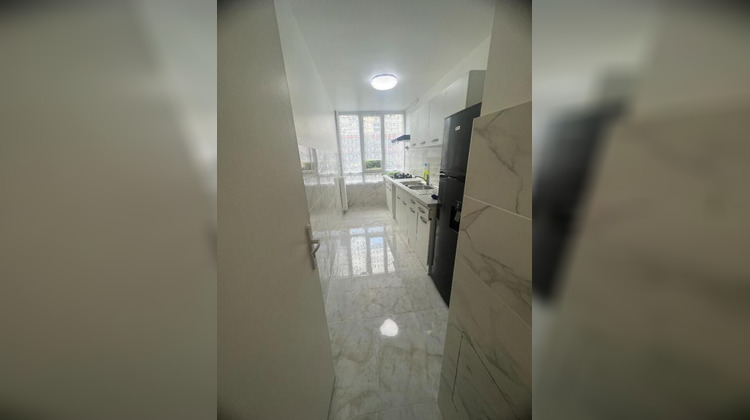 Ma-Cabane - Vente Appartement AUBERVILLIERS, 73 m²