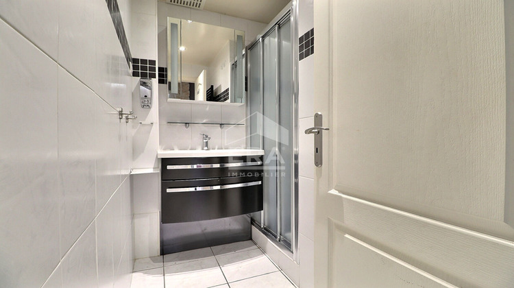Ma-Cabane - Vente Appartement AUBERVILLIERS, 53 m²