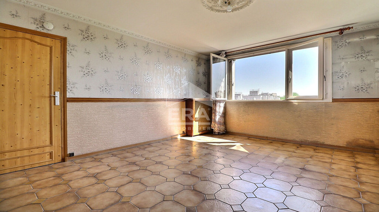 Ma-Cabane - Vente Appartement AUBERVILLIERS, 65 m²