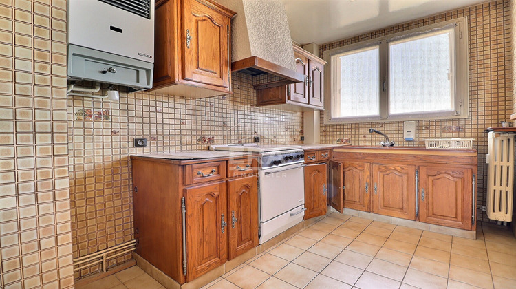 Ma-Cabane - Vente Appartement AUBERVILLIERS, 65 m²