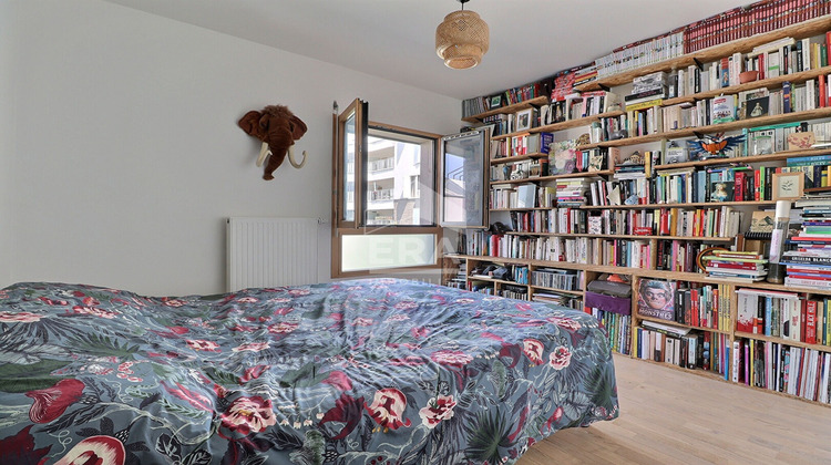 Ma-Cabane - Vente Appartement AUBERVILLIERS, 75 m²