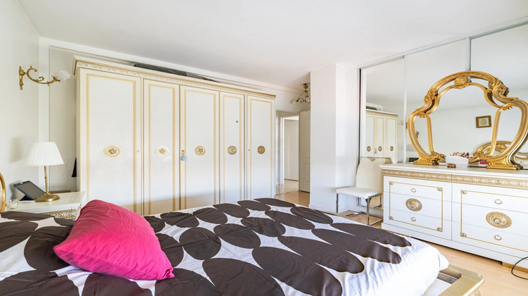 Ma-Cabane - Vente Appartement AUBERVILLIERS, 141 m²