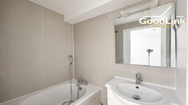 Ma-Cabane - Vente Appartement Aubervilliers, 61 m²