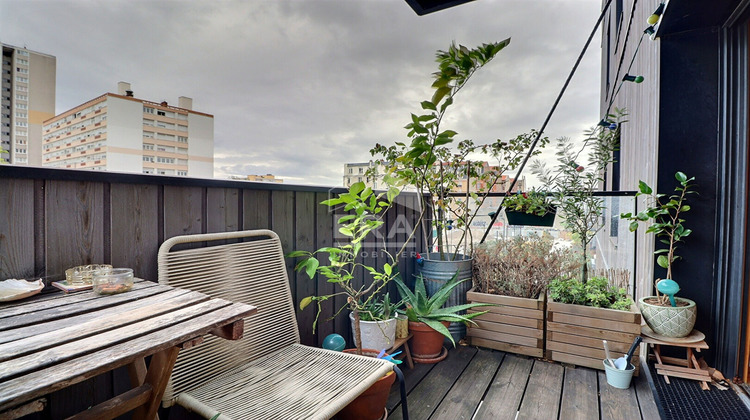 Ma-Cabane - Vente Appartement AUBERVILLIERS, 64 m²