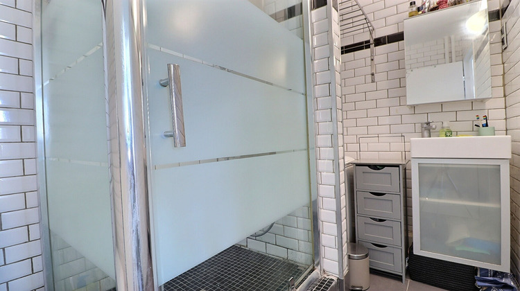 Ma-Cabane - Vente Appartement AUBERVILLIERS, 33 m²