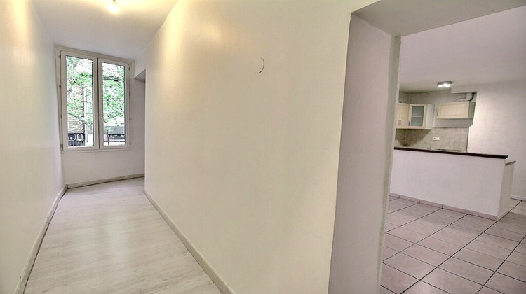 Ma-Cabane - Vente Appartement AUBIGNAN, 73 m²