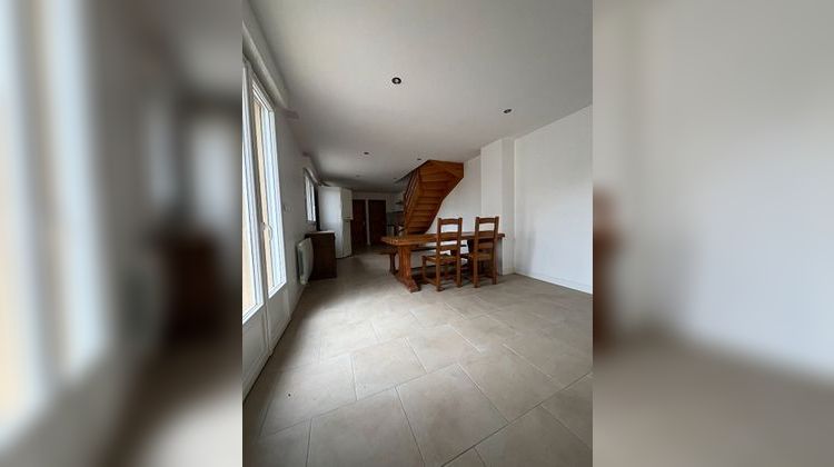 Ma-Cabane - Vente Appartement AUNEAU, 70 m²