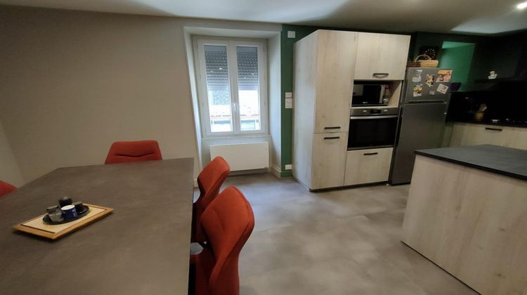 Ma-Cabane - Vente Appartement AURILLAC, 85 m²