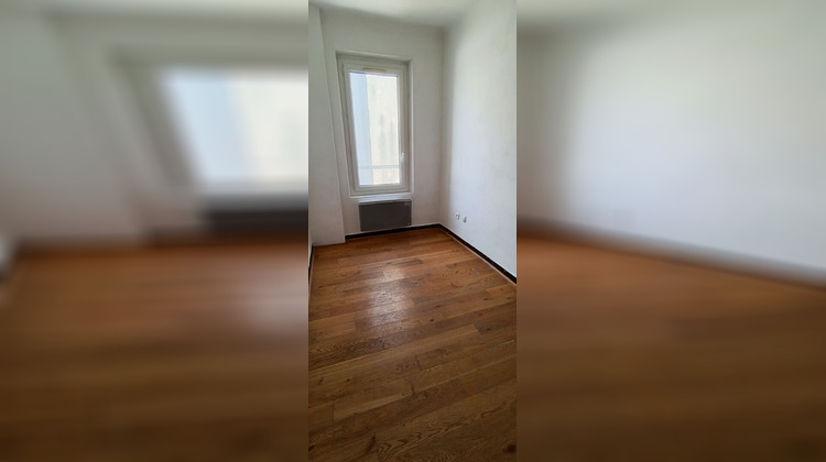Ma-Cabane - Vente Appartement AURIOL, 73 m²