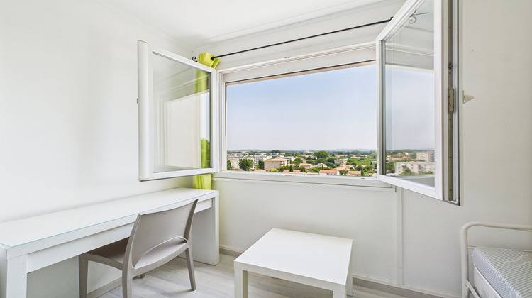 Ma-Cabane - Vente Appartement AVIGNON, 76 m²
