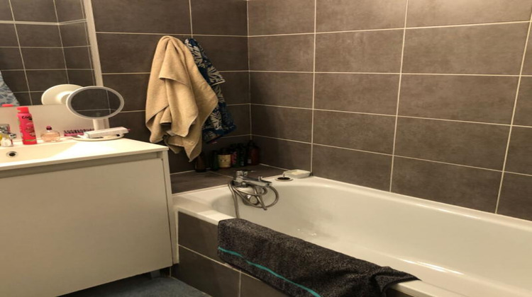 Ma-Cabane - Vente Appartement AVIGNON, 57 m²