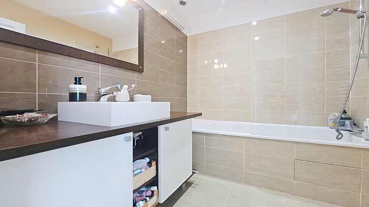 Ma-Cabane - Vente Appartement AVIGNON, 68 m²