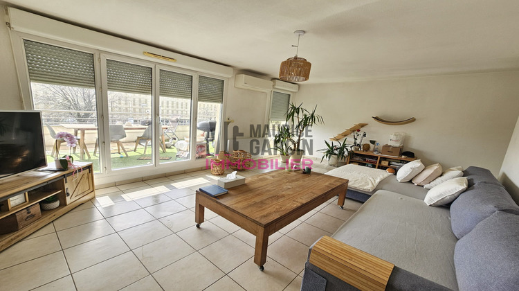 Ma-Cabane - Vente Appartement Avignon, 59 m²