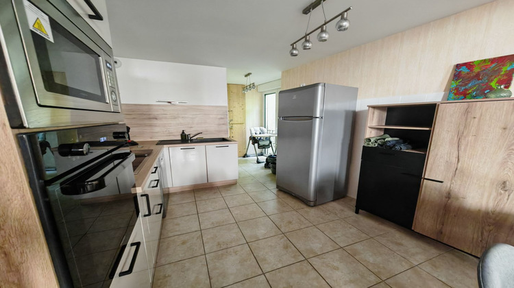 Ma-Cabane - Vente Appartement AX LES THERMES, 77 m²