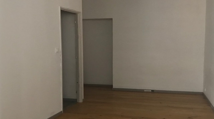 Ma-Cabane - Vente Appartement BAGNERES DE BIGORRE, 52 m²