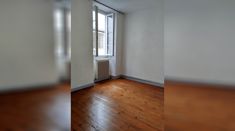 Ma-Cabane - Vente Appartement Bagnères-de-Bigorre, 51 m²