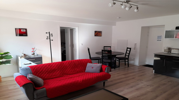 Ma-Cabane - Vente Appartement Bagnères-de-Bigorre, 56 m²