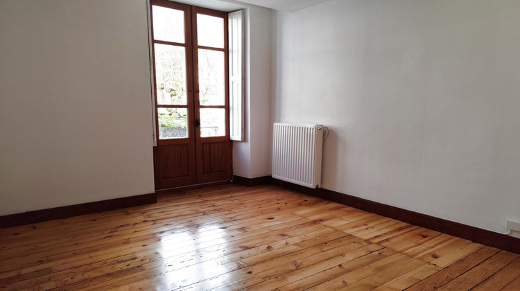 Ma-Cabane - Vente Appartement Bagnères-de-Luchon, 60 m²