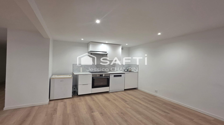 Ma-Cabane - Vente Appartement Bagneres-de-Luchon, 61 m²