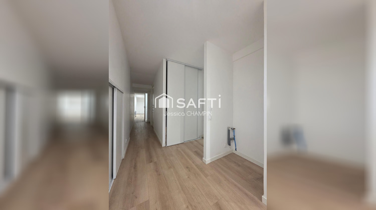 Ma-Cabane - Vente Appartement Bagneres-de-Luchon, 61 m²