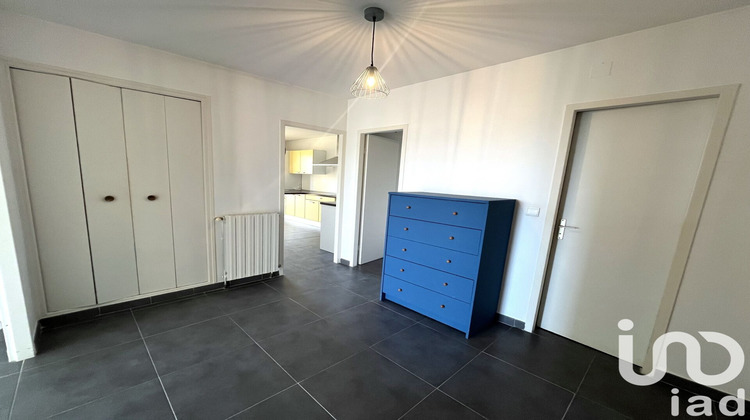 Ma-Cabane - Vente Appartement Bagnols-sur-Cèze, 56 m²