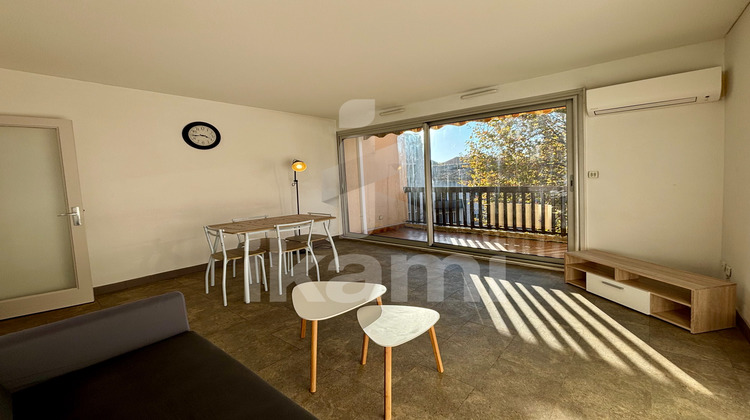 Ma-Cabane - Vente Appartement Bagnols-sur-Cèze, 48 m²