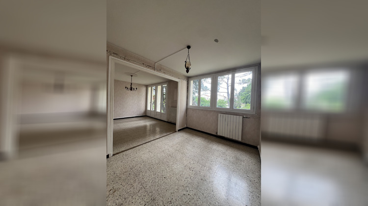 Ma-Cabane - Vente Appartement Bagnols-sur-Cèze, 76 m²