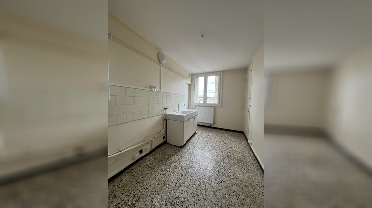 Ma-Cabane - Vente Appartement Bagnols-sur-Cèze, 76 m²