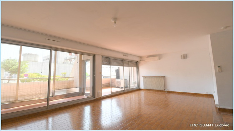Ma-Cabane - Vente Appartement BAGNOLS SUR CEZE, 67 m²