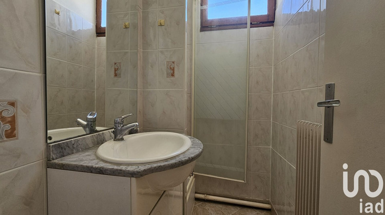 Ma-Cabane - Vente Appartement Bagnols-sur-Cèze, 64 m²