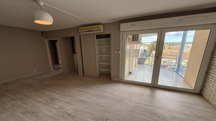 Ma-Cabane - Vente Appartement Bagnols-sur-Cèze, 54 m²