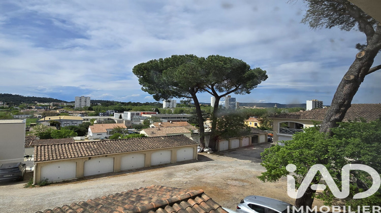 Ma-Cabane - Vente Appartement Bagnols-sur-Cèze, 87 m²