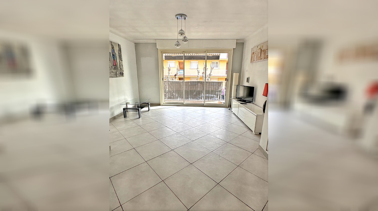 Ma-Cabane - Vente Appartement Bandol, 55 m²