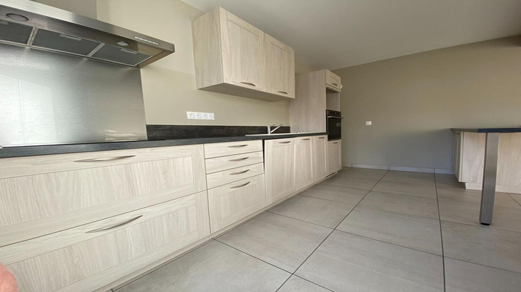 Ma-Cabane - Vente Appartement BARBENTANE, 99 m²