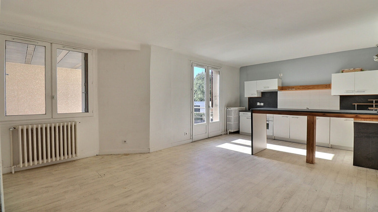 Ma-Cabane - Vente Appartement BARBERAZ, 38 m²