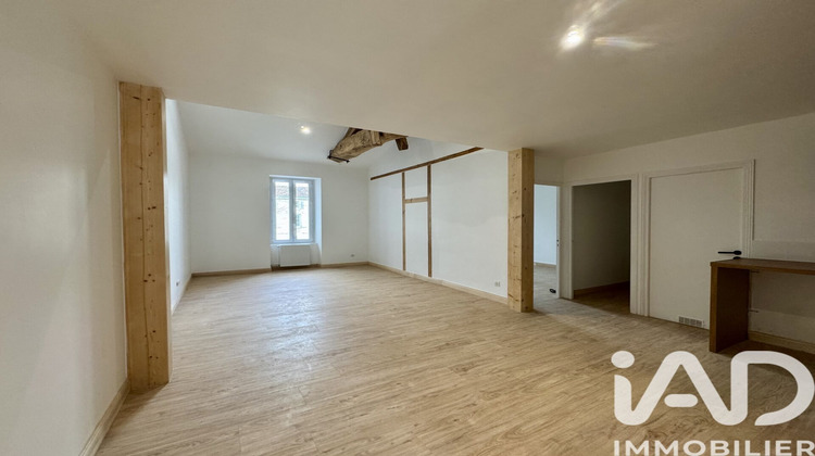 Ma-Cabane - Vente Appartement Barbezieux-Saint-Hilaire, 70 m²