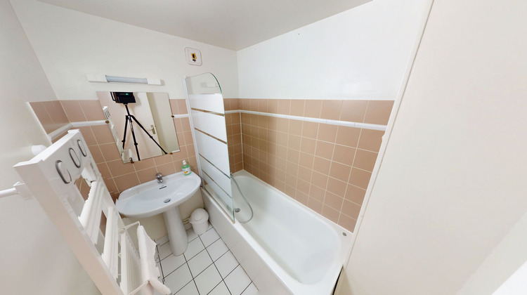 Ma-Cabane - Vente Appartement BAYEUX, 59 m²