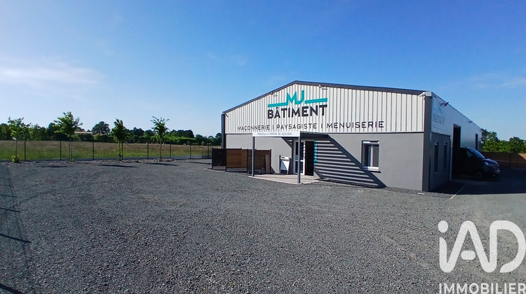 Ma-Cabane - Vente Appartement Bazoges-en-Paillers, 385 m²