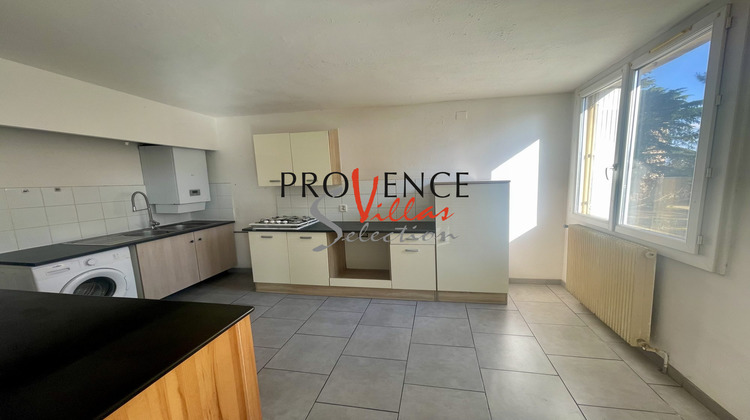 Ma-Cabane - Vente Appartement Beaucaire, 79 m²