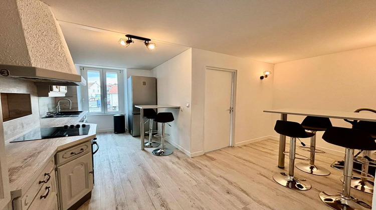 Ma-Cabane - Vente Appartement BEAUCOURT, 90 m²
