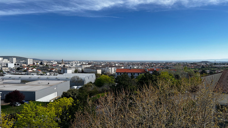 Ma-Cabane - Vente Appartement BEAUMONT, 74 m²