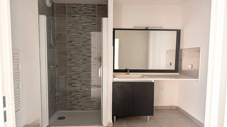 Ma-Cabane - Vente Appartement BEAUZELLE, 47 m²