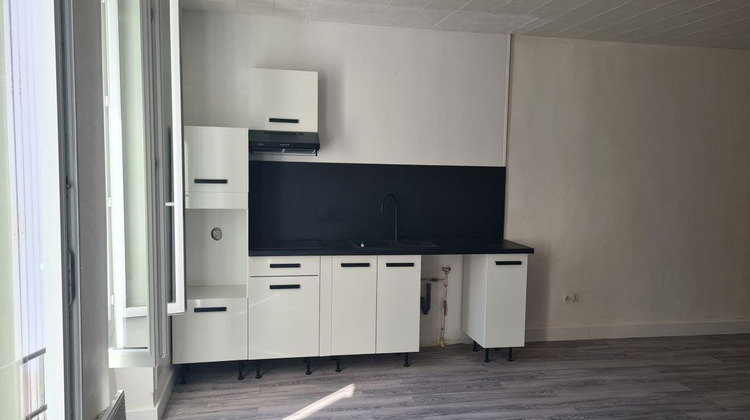 Ma-Cabane - Vente Appartement BEDARIEUX, 71 m²