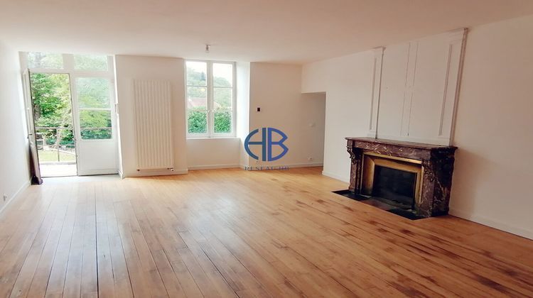 Ma-Cabane - Vente Appartement BELLEY, 102 m²